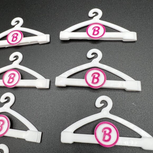 Barbie Doll Hangers Accessories 8 piece lot vintage 1999? - Picture 3 of 6